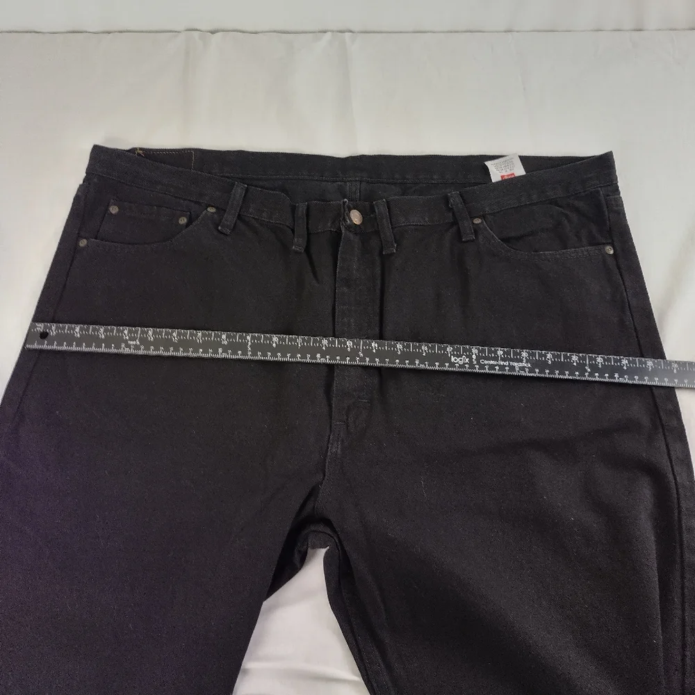 Wrangler Relaxed fit Men’s‎ Jeans Black 5 Star Premium Denim Size 48x30 NWT